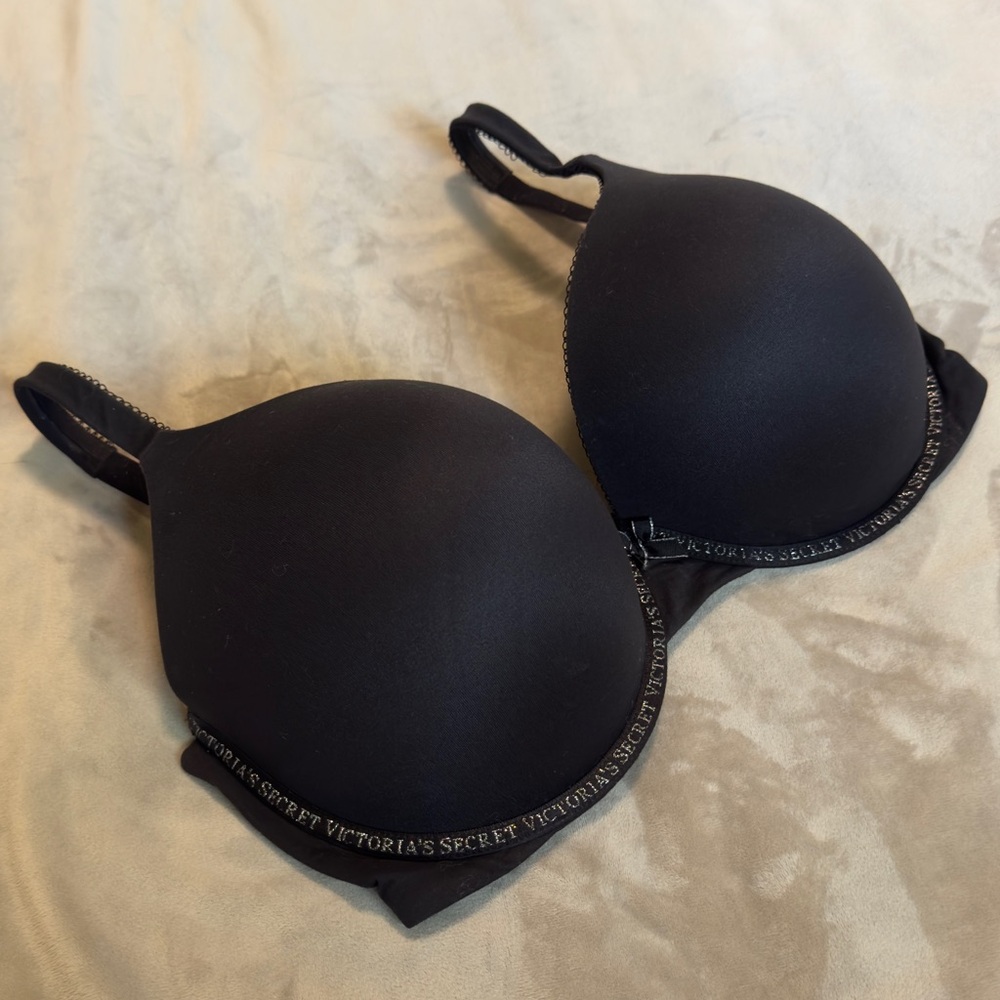 VS Victoria’s Secret Body By Victoria Bra 36DDD